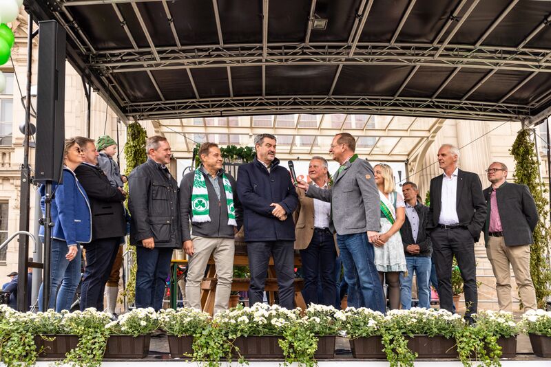 Datei:Kirchweiheröffnung Sept 2024 4.jpg