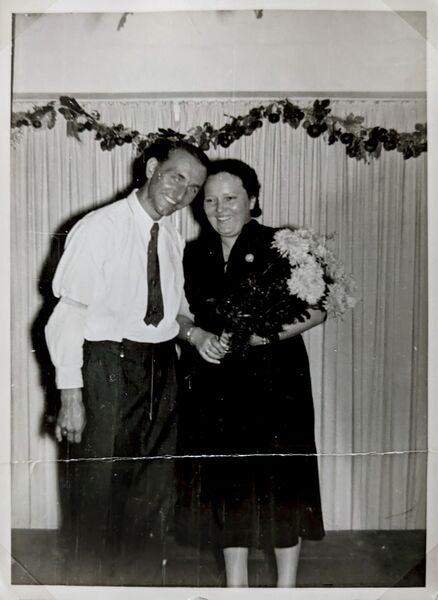 Datei:St Kirchenchor Engel Berkelmann 1957.jpg