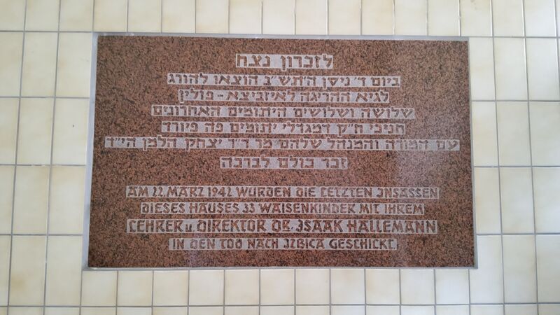 Datei:Gedenktafel isr. Waisenhaus.jpg