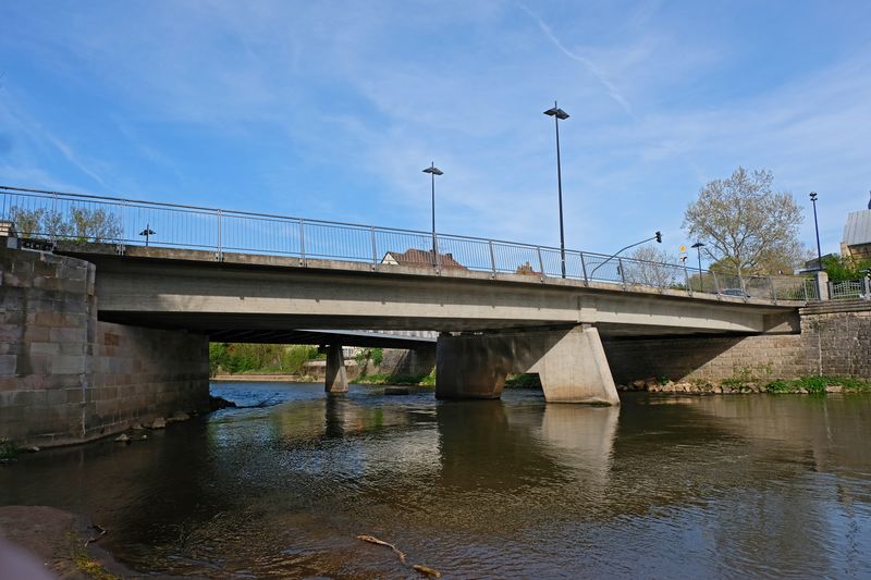 Datei:Maxbrücke April 2019.jpg