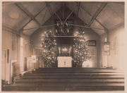 Weihnachten in der Holzkirche 1932.png