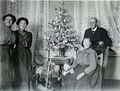 Familie Vogel an Weihnachten, ca. 1900