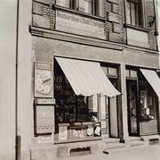 Laden ehem Restauration Stadt Erlangen 21031956.jpg