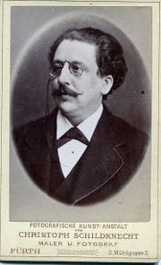 Mann mit Monokel.jpg