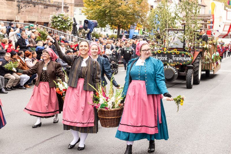 Datei:Erntedankfestzug Okt 2024 5.jpg