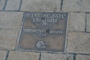 Ehrenweg Herbert Erhardt.JPG