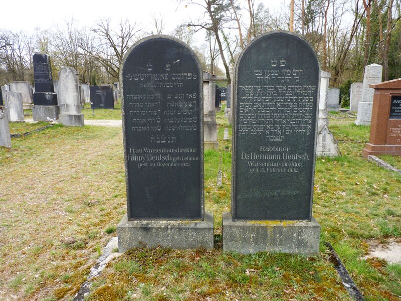 Datei:Grab Hermann und Fanny Deutsch.JPG