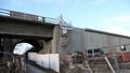 2013: Regnitztalbrücke Stadeln mit neuen Brückenanbau im Vordergrund für die <!--LINK'" 0:112-->, Detail Widerlager östliche Seite