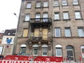 Flößaustr. 165: Schaden an Fassade und Balkonen nach Brand am 8. Februar 2017