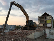 Gebäudeabriss Nürnberger Straße 161 im April 2015.jpeg