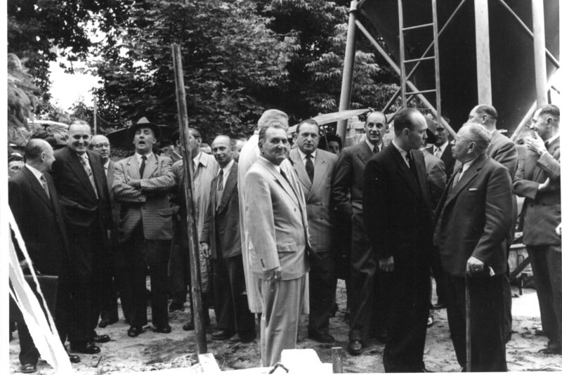 Datei:Königswarterstr. 28 Richtfest Personen.jpg