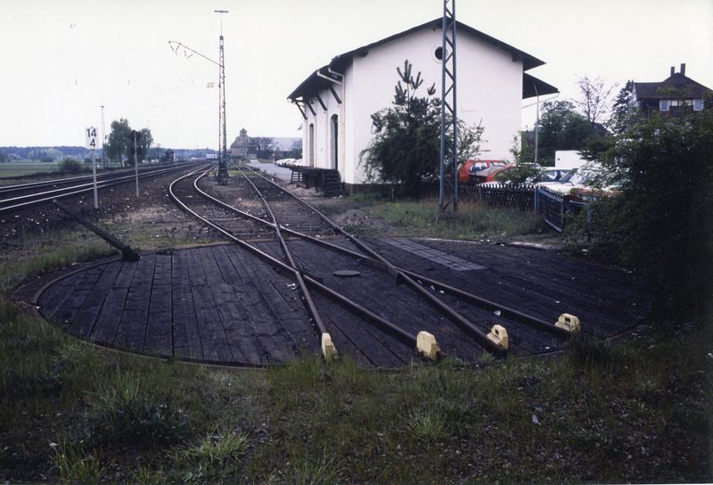Datei:Bahnhof Vach 6.jpg