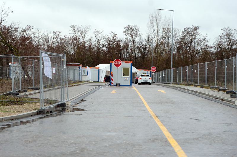 Datei:Corona Teststation Fürth Dez 2020 2.jpg