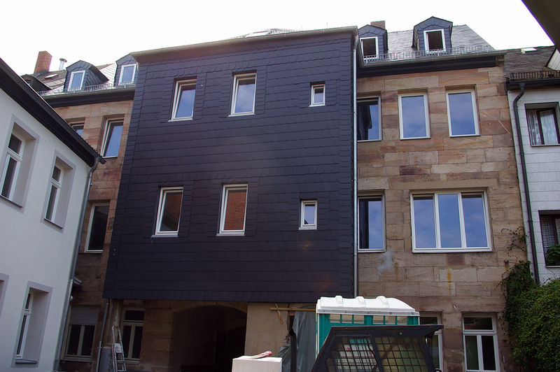 Datei:HIrschensstraße 28 R.jpg