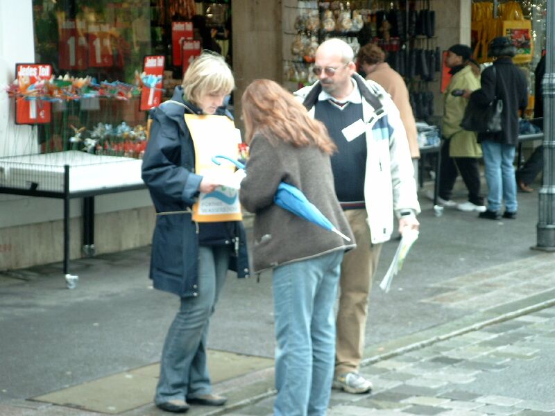 Datei:06-03-25 Wasserbündnis Bürgerbegehren 04.jpg