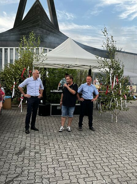 Datei:Bierprobe Kärwa Stadeln, August 2022.jpeg