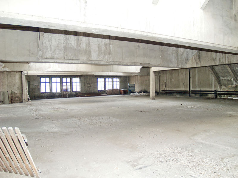 Datei:Central Garage Ansicht MM240052.jpg