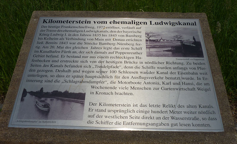 Datei:Kilometerstein Beschriftungstafel.jpg