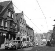 Löwenapotheke und Eisen-Grell, 10.8.1950.jpg