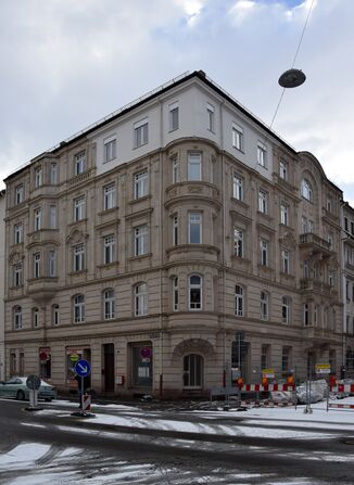Amalienstraße 46 Feb 2015 1.jpg