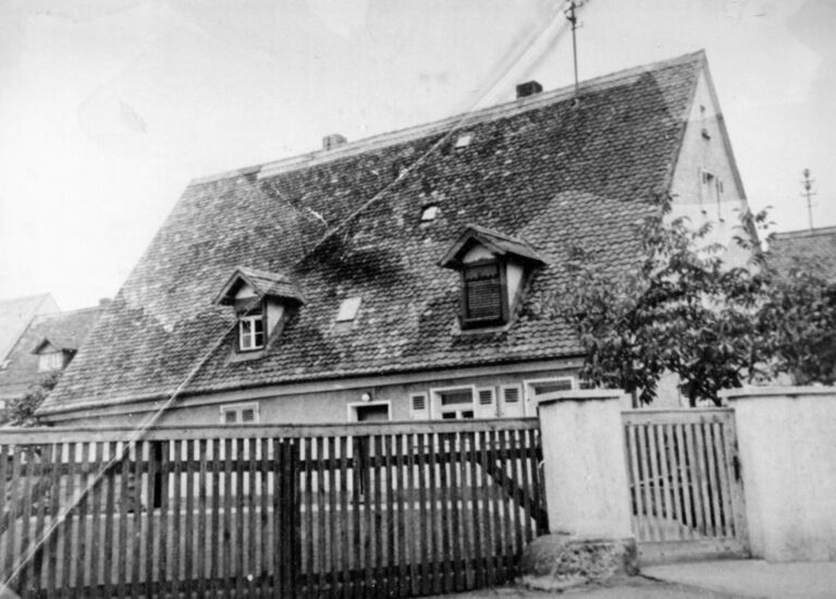 NL-FW 09 KP 599 Stadelner Hauptstraße 75 1940.jpg