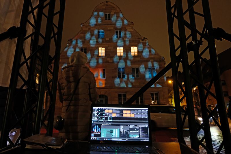 Datei:Glanzlichter Goldener Schwan 2.jpg