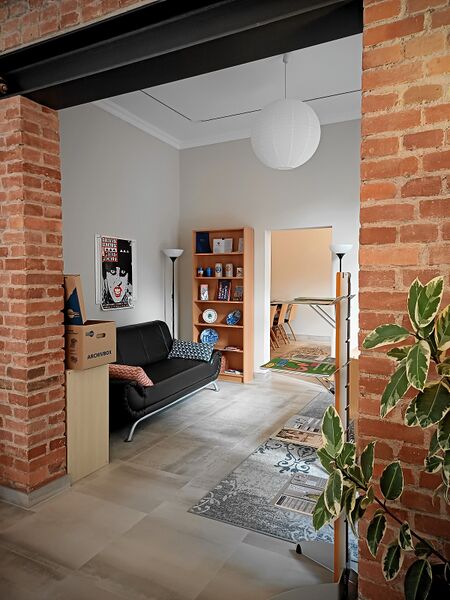 Datei:2023-11-24 FürthWiki-Laden (Durchblick).jpg