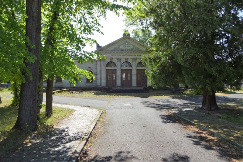 Datei:Jüdischer Friedhof 2020.4.jpg