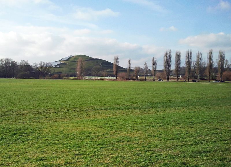 Datei:Solarberg 01 2015.jpg