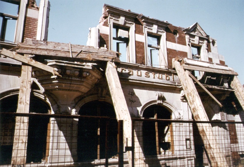 Datei:Abriss Bräustübl.jpg