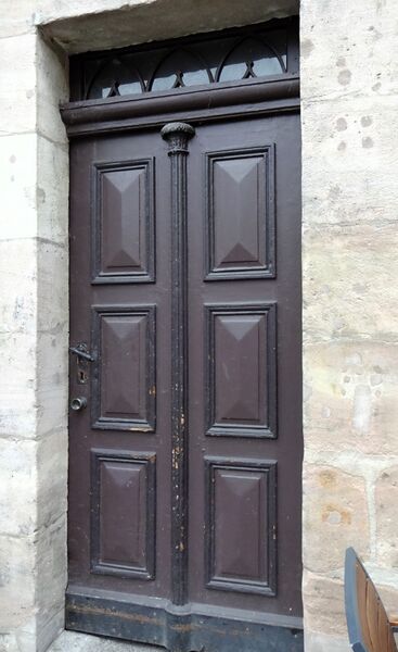 Datei:Tür Kohlenmarkt 2 2025.jpg