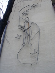 Herrnstr. 48 Drahtplastik.JPG