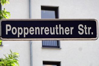 Straßenschild Poppenreuther Straße.jpg