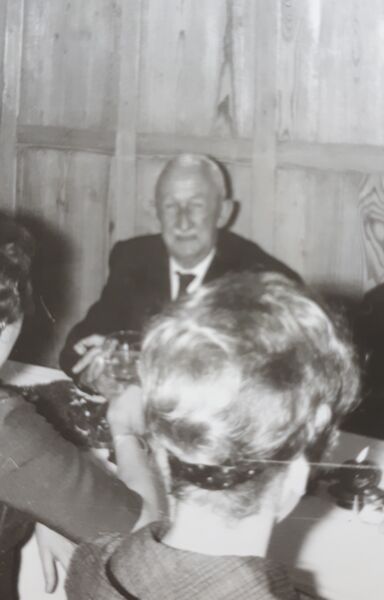 Datei:Gottfried Bubenberger Weihnachtsfeier 1961.jpg