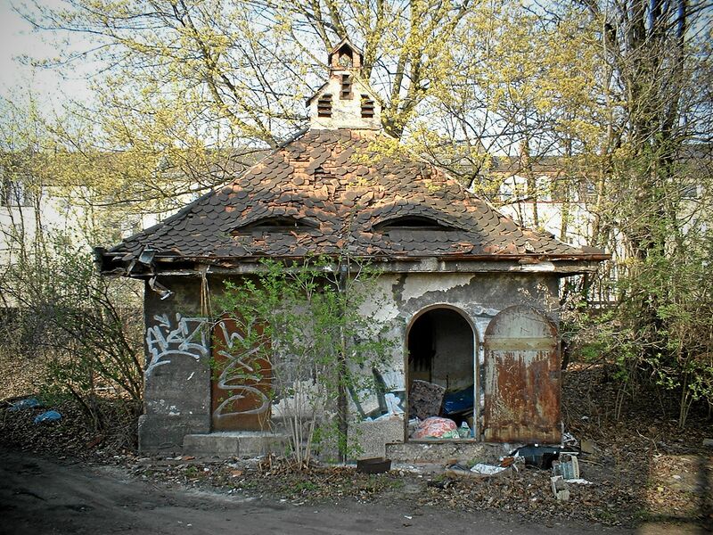 Datei:2006-04-21 Feldschmiede.jpg