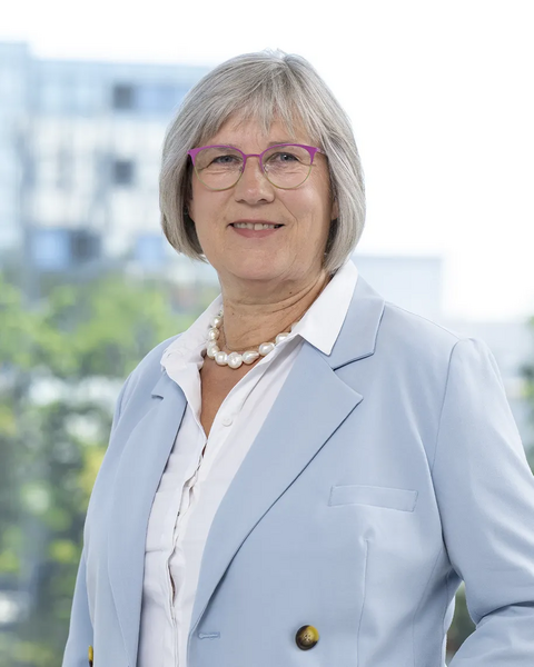 Datei:Birgit Bayer-Tersch.webp