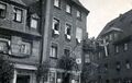Das Gebäude Gustavstraße 54 mit entsprechender NS-Beflaggung, 1942