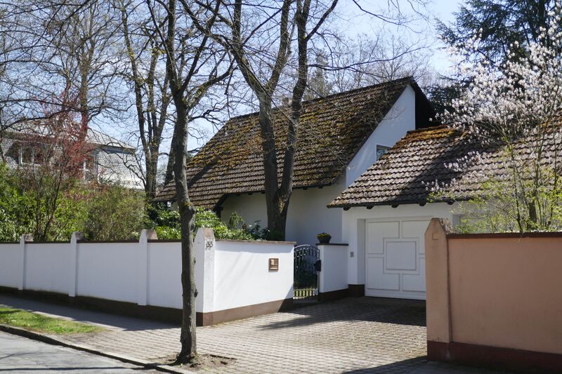 Datei:Lindenstr 33 04 2021 1.JPG