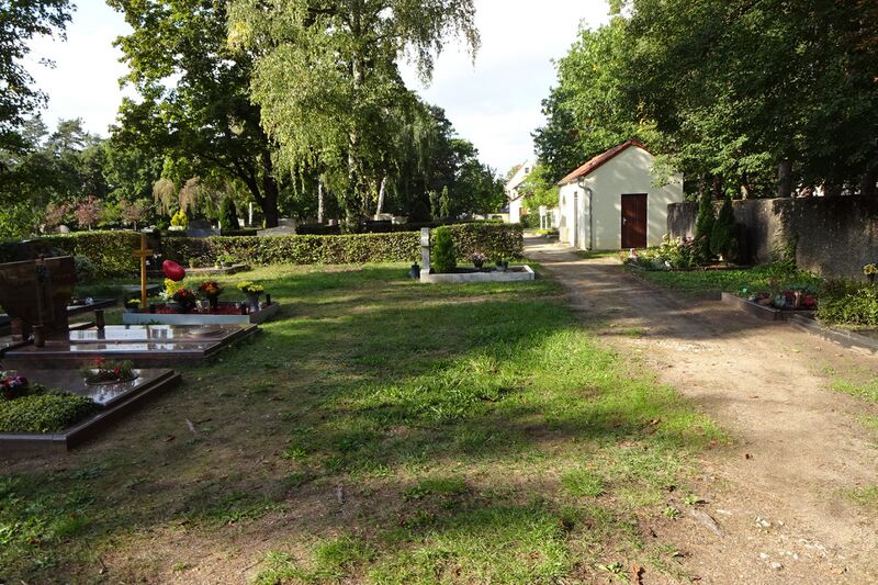 Datei:Friedhof Stadeln Sept. 2025.jpg