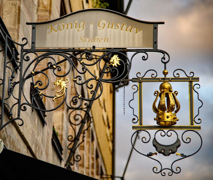 Datei:20230514 Gustavstraße 16 Ausleger.jpg