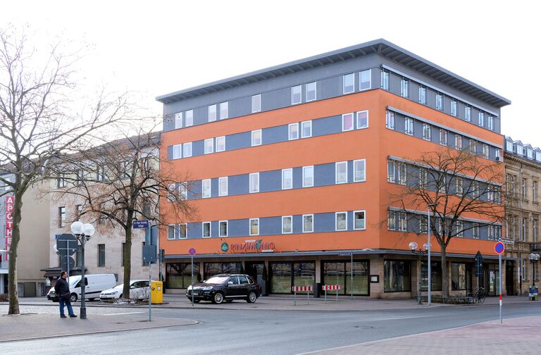 Königswarterstraße 14 und ehem Gewerkschaftshaus Feb 2018.jpg