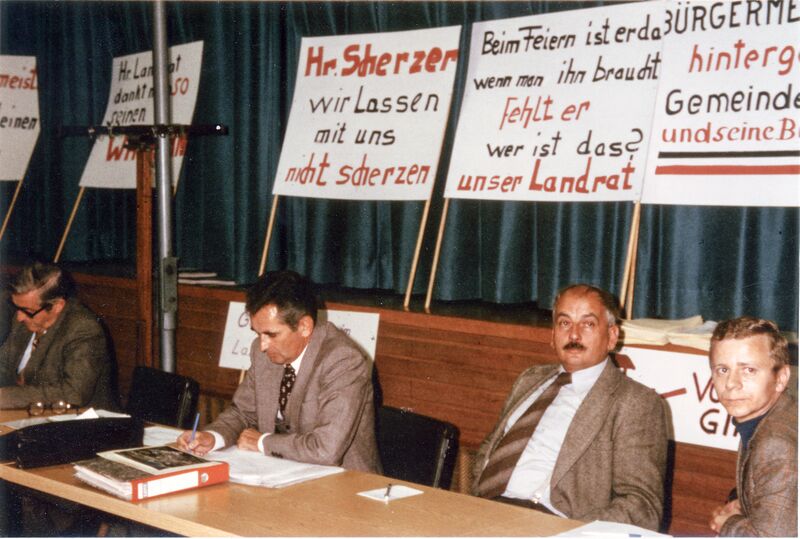 Datei:NL 16-127-58 Scherzer Bürgerversammlung Raindorf SMM 24 Okt 1979.jpg