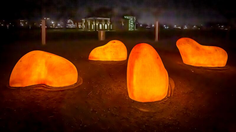 Datei:FW CWV Südstadtpark Künstliche Steine.jpg