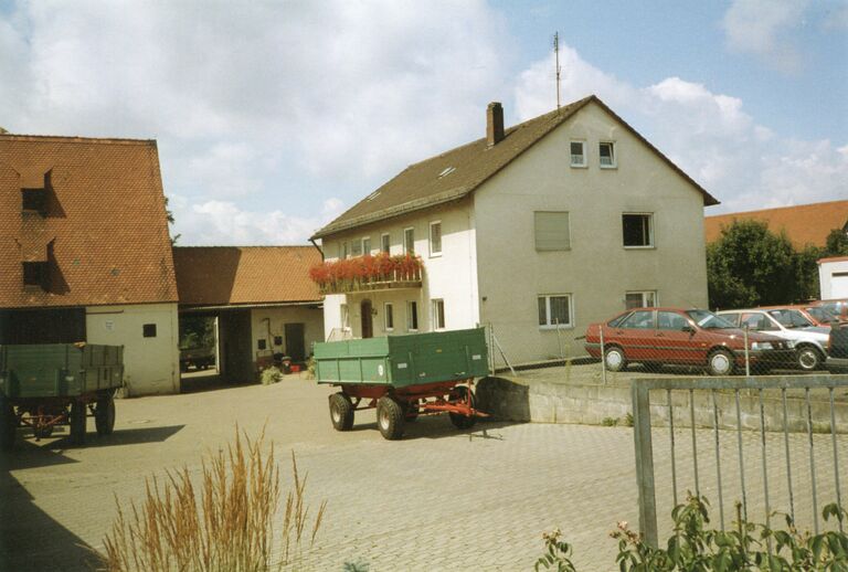 NL-FW 09 KP 542 Stadelner Hauptstraße 67 1980.jpg