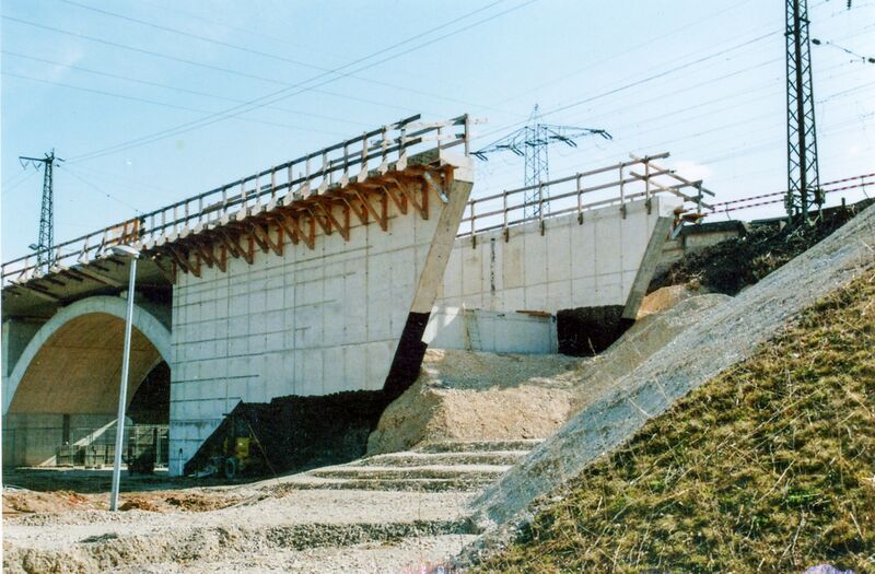 Datei:NL-FW 04 1527 KP Schaack Siebenbogenbrücke 21 Mrz 2011.jpg