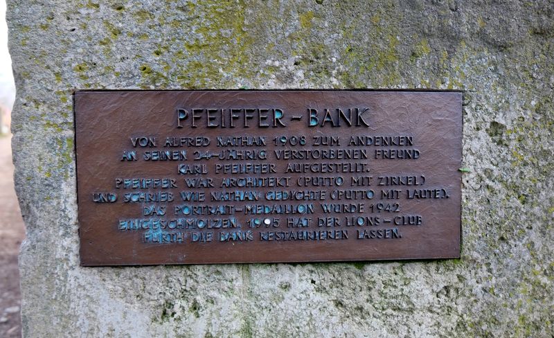 Datei:Pfeifferbank Schild.jpg