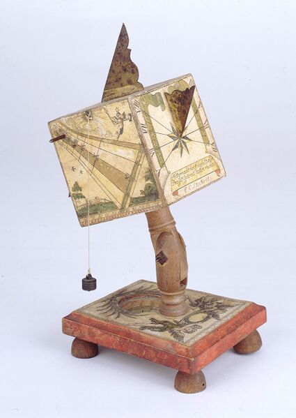 Datei:Stockert Würfelsonnenuhr.jpg