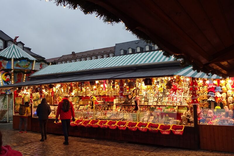 Datei:Weihnachtsmarkt 3 2022.jpg