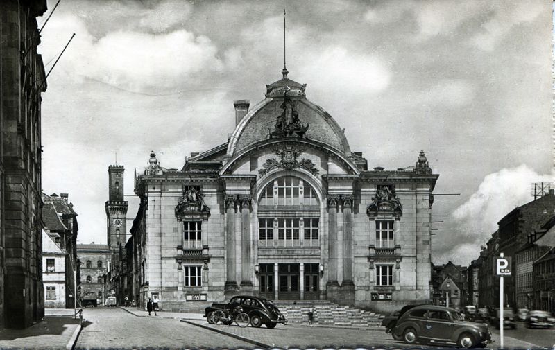 Datei:Stadttheater gel 1955.jpg