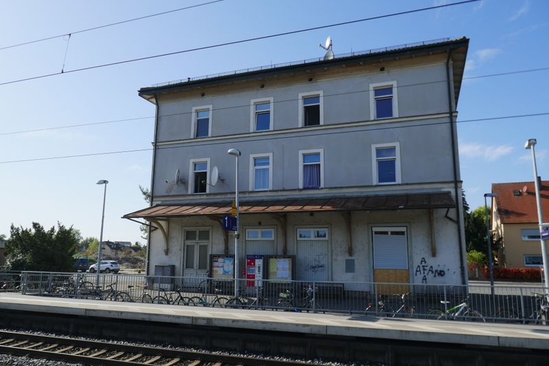Datei:Vach Bahnhof 10 2019 2.JPG